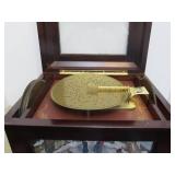 Nice condition Working MR CHRISTMAS Regina Style Music Box