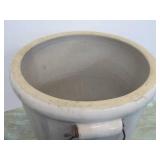 Very Nice Condition RED WING Stoneware 6 Gallon Crock