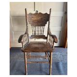 Excellent Antique Windsor Back Armchair