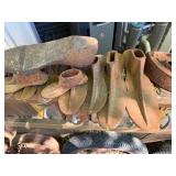 Large Lot of Antique Cast Iron Feet - Cobbler's tools
