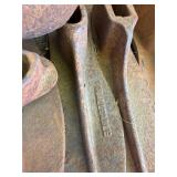 Large Lot of Antique Cast Iron Feet - Cobbler's tools