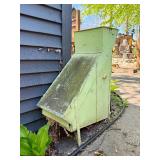 Old Vintage Farm Implement w/Great Lime Green Color