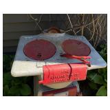 Smaller Size Old Vintage Cast Iron Stove - KING - Oakland Foundry Company