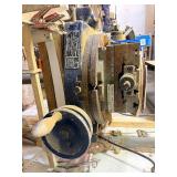 Working Heavy Duty Industrial BRIDGEPORT Rotary Table