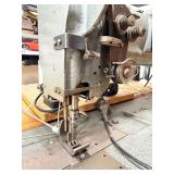 Working Heavy Duty SINGER Industrial Sewing Machine