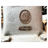 Working Heavy Duty SINGER Industrial Sewing Machine