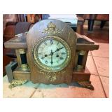 LARGE Lot of Vintage & Antique Mantel & other Clocks
