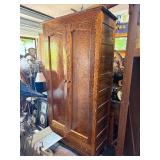 Very Nice Tiger Oak Cabinet w/Shelves