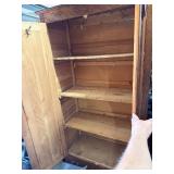 Very Nice Tiger Oak Cabinet w/Shelves
