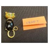 VTG Collectible Craft Cat Pin & Unique Gold-Tone Cat & Mouse Brooch Collection Inc Craft