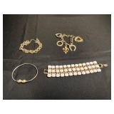 VTG Trifari & Costume Jewelry Bracelets Mixed Lot