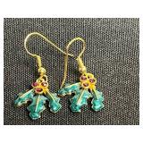 VTG Christmas Earrings & Pins Mixed Lot