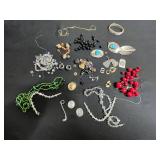 Jewelry Making Beads, Charms & Findings Mixed Lot
