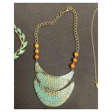 Costume Jewelry Necklaces Mixed Lot - Avenue