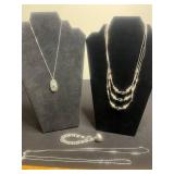 VTG Jewelry Lot Inc 4 Necklaces & Napier Bracelet w Apple Charm