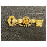 G. Vanderbilt, KARU & A71 Costume Brooch Pins Vintage Mixed Lot of 7