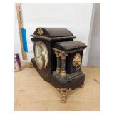 Seth Thomas Adamantine Mantel Clock Faux Marble Columns Approx 12in