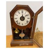 Seth Thomas Walnut Mantel Shelf Clock w Pendulum Gilt Glass Untested
