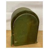 Gilbert Chinoiserie Green Arch Mantel Clock Vintage Wood Case Untested