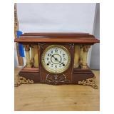 Seth Thomas Mantel Clock With Bezel