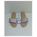 CAT & JACK WOMENS STUDDED SANDALS SIZE 5