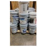 2 pallets of paint