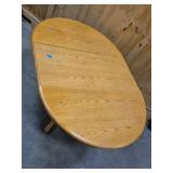 round dining table