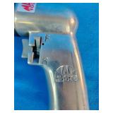Mac Tools AD540 3/8' reversible air drill, featuring an aluminum housing and a keyed chuck