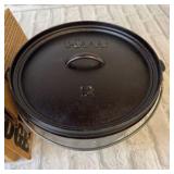 lodge 12qt pre-seasoned camp Dutch oven