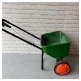 Scotts Turf Builder EdgeGuard Mini Broadcast Spreader