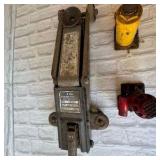 Car jack and stands