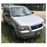 2005 Ford Escape LTD