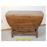 Drop Leaf Wooden Dining Table with Turned Legs