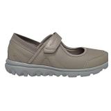 Brand New - Women’s size 11 Propet shoes