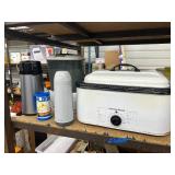 Large Lot of Kitchen Items - and  More  - Hamilton Beach