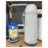 Large Lot of Kitchen Items - and  More  - Hamilton Beach