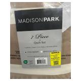 Brand New - 7 Pieces Quilt set - Full/Queen