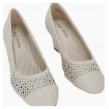 Brand New - Easy Street Women's Shoes White Round Toe size 5.5