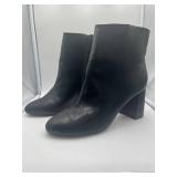 Brand New - Women’s Journee Kit Bootie Size 11