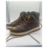 Brand New - Levis men's size 8 high top shoes - Used