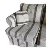 FR - Vintage Hamilton House Furniture Loveseat Sofa