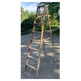 G - Werner Wooden Step Ladder W368 8 Ft Type II