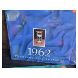 4 Commemorative Yearbooks with 500 interesting events in each