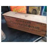 Vintage Tins and trays with beautiful color