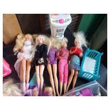 Lot of Vintage Dolls,  Barbies and Tons of clothes & more with Tote