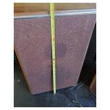 Set of very heavy Mid Modern Quality Stereo Speakers