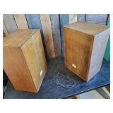 Set of very heavy Mid Modern Quality Stereo Speakers