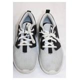 Nike 909250-001 & 909250-015 Sneakers (2 Pairs)
