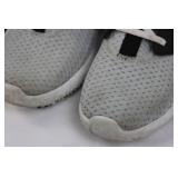 Nike 909250-001 & 909250-015 Sneakers (2 Pairs)