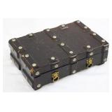 Pirate Skull Jewelry Box With Assorted Chains & Rings